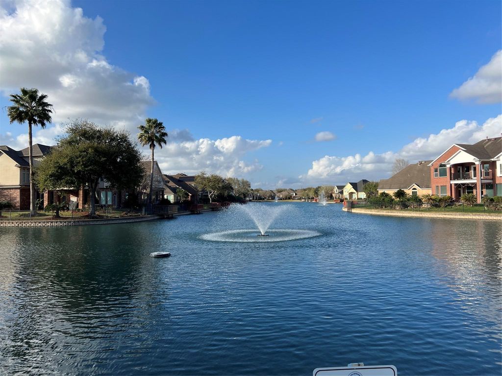 6011 Katie Leigh Lane, Sugar Land, TX 77479