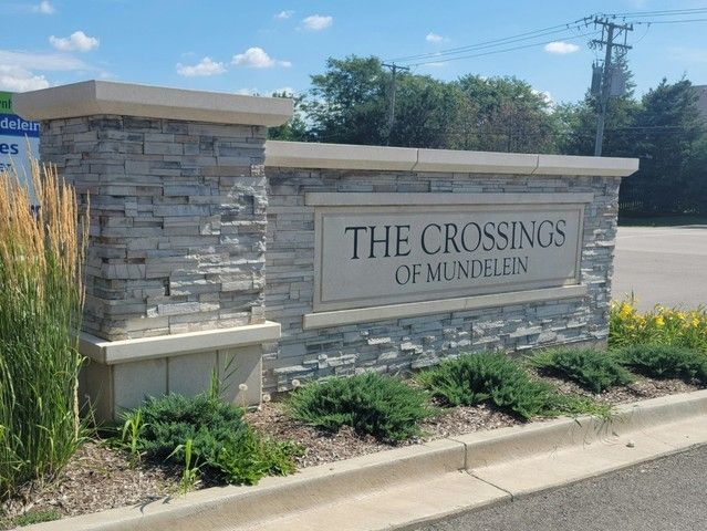 2724 Fieldcrest Drive 3106, Mundelein, IL 60060