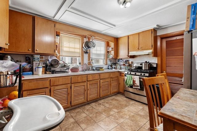 292 Broadway, Malden, MA 02148