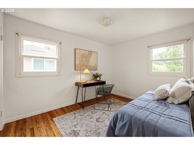 2525 Se 79TH Ave, Portland, OR 97206