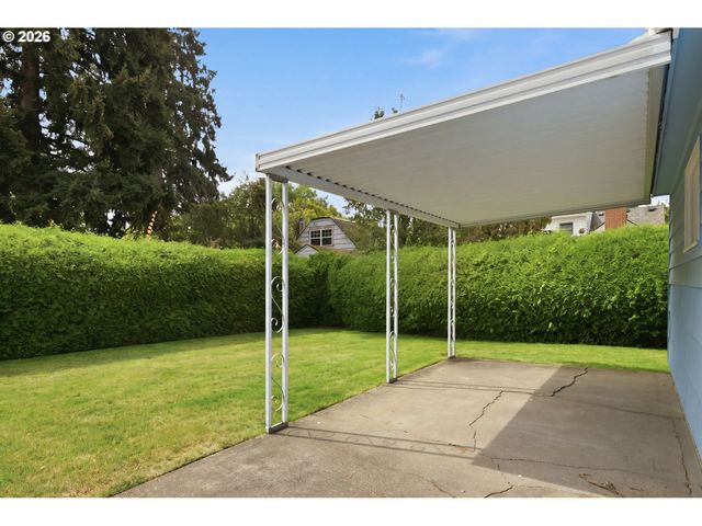 2525 Se 79TH Ave, Portland, OR 97206