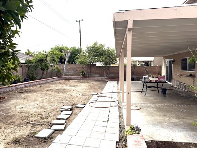 2705 N Kennedy, Orange, CA 92865