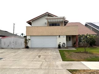 2705 N Kennedy, Orange, CA 92865