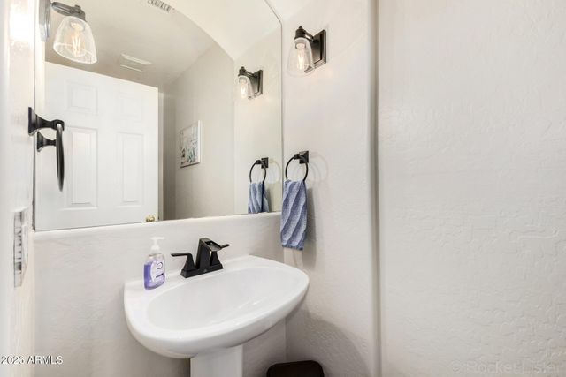 861 W ORIOLE Way, Chandler, AZ 85286