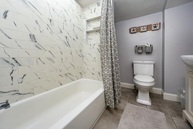 125 Main Street 3, Dennis Port, MA 02639