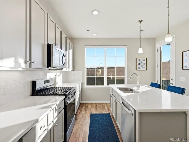 2100 Santini Trl A, Littleton, CO 80129