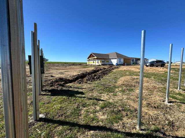 265 Altamira Ave, Elgin, TX 78621
