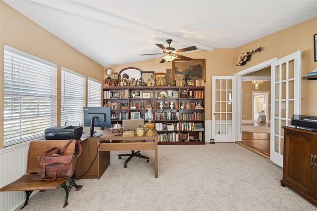 605 E LAKEVIEW AVENUE, Eustis, FL 32726