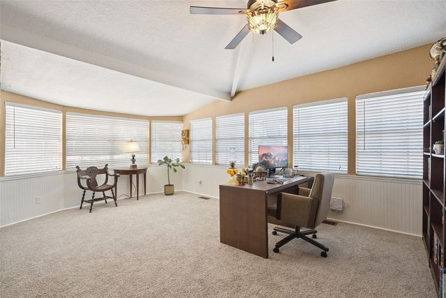 605 E LAKEVIEW AVENUE, Eustis, FL 32726