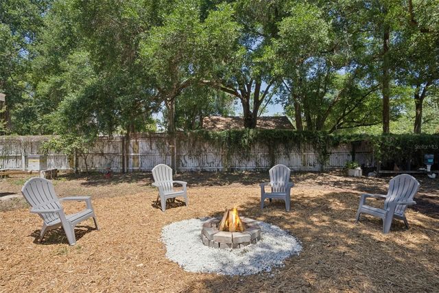 605 E LAKEVIEW AVENUE, Eustis, FL 32726