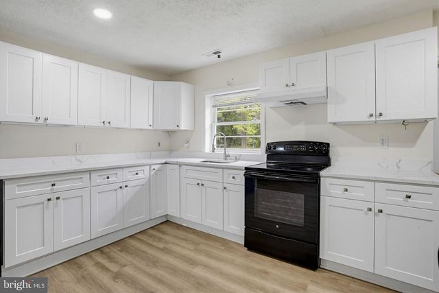 38330 HATCHET THICKET RD, Avenue, MD 20609