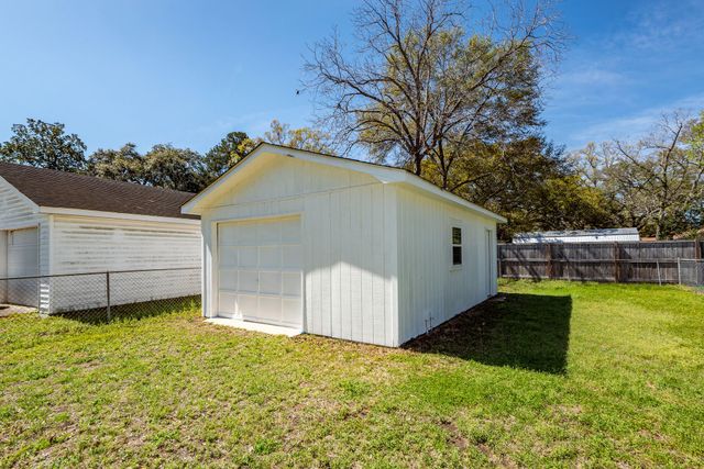 903 Yorktown Drive, Charleston, SC 29412