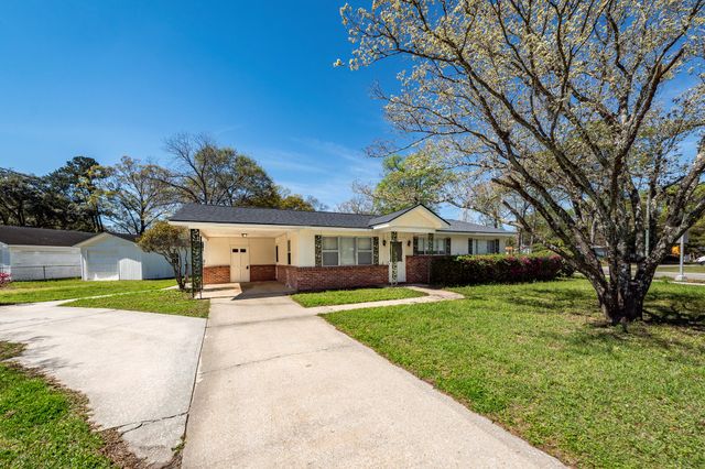 903 Yorktown Drive, Charleston, SC 29412