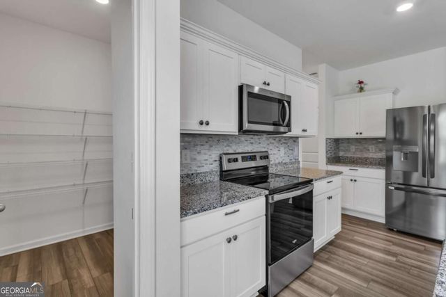 110 Bantry Way, Locust Grove, GA 30248