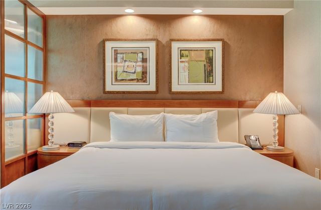 135 East Harmon Avenue 2411, Las Vegas, NV 89109