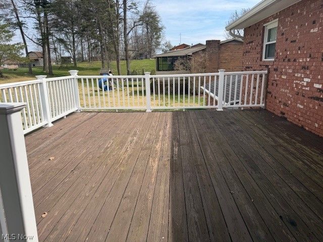 245 Kittle Street, Williamstown, WV 26187