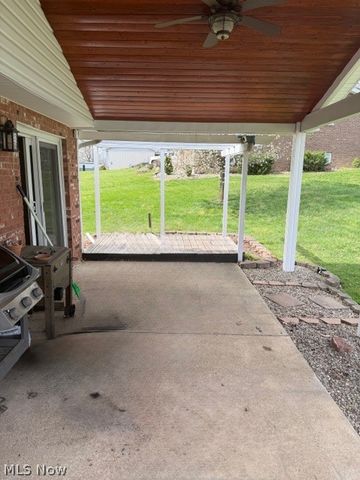 245 Kittle Street, Williamstown, WV 26187