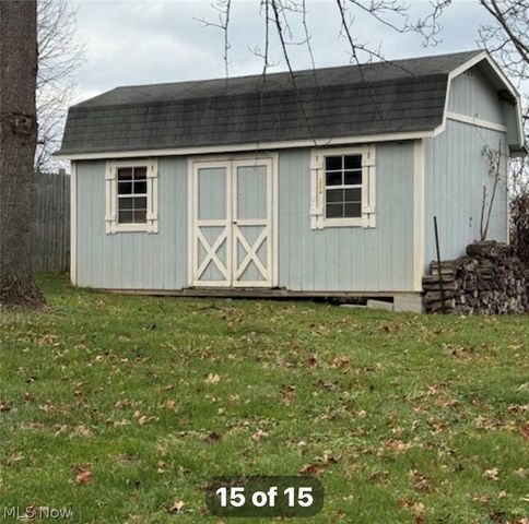 245 Kittle Street, Williamstown, WV 26187