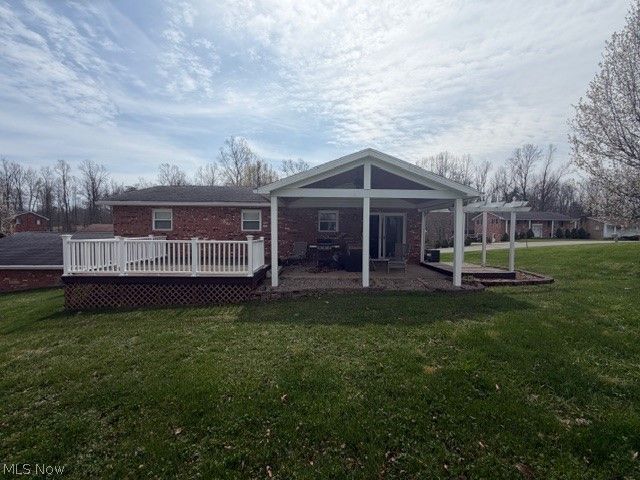 245 Kittle Street, Williamstown, WV 26187