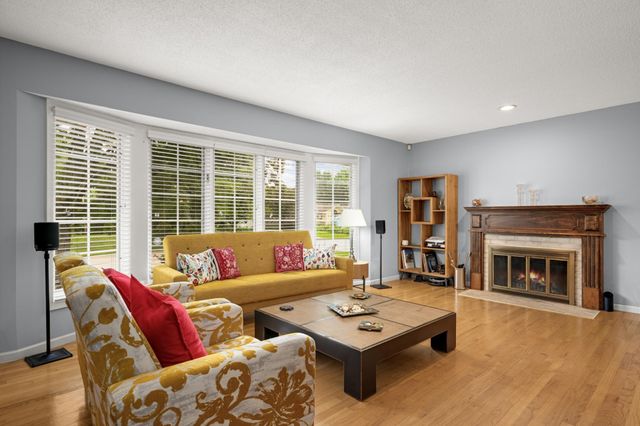 6620 Limerick Lane, Edina, MN 55439