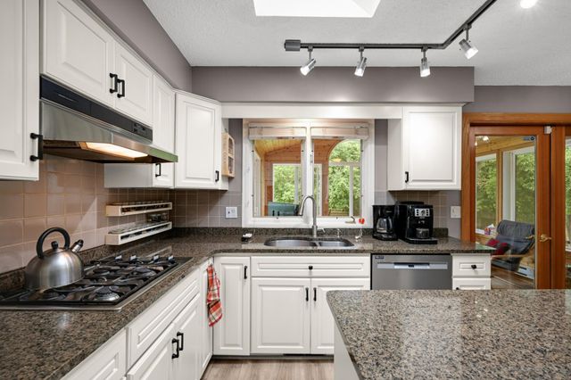 6620 Limerick Lane, Edina, MN 55439