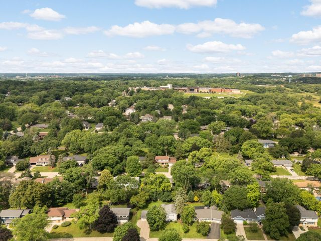 6620 Limerick Lane, Edina, MN 55439