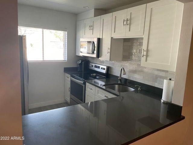 4701 N 68th Street Unit 121, Scottsdale, AZ 85251