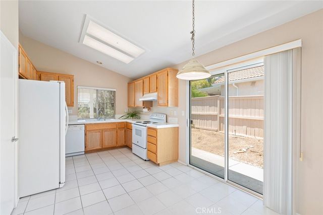 23910 Via Astuto, Murrieta, CA 92562