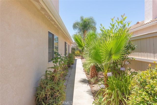 23910 Via Astuto, Murrieta, CA 92562