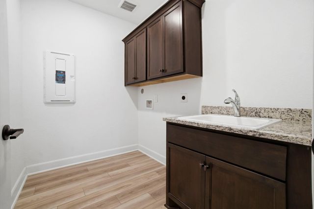 9727 Rockwell Drive, Willis, TX 77318