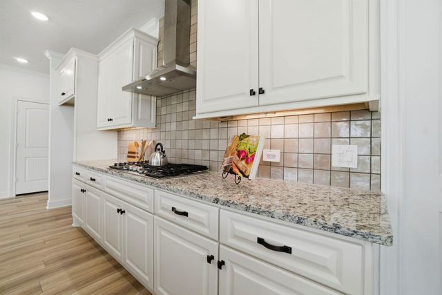 9727 Rockwell Drive, Willis, TX 77318