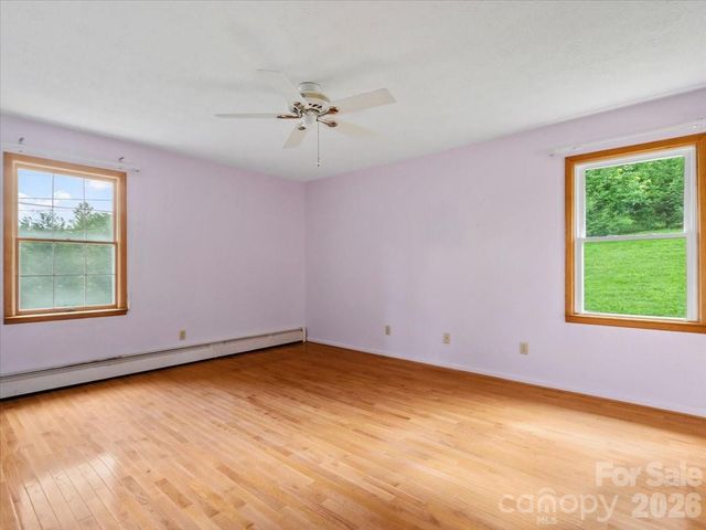 235 Rolling Ridge Loop, Burnsville, NC 28714