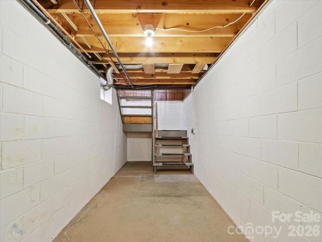 235 Rolling Ridge Loop, Burnsville, NC 28714