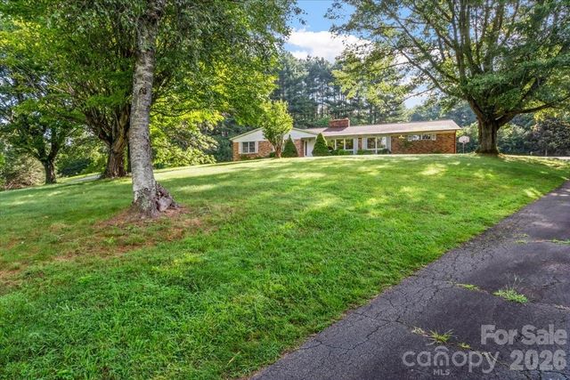 235 Rolling Ridge Loop, Burnsville, NC 28714