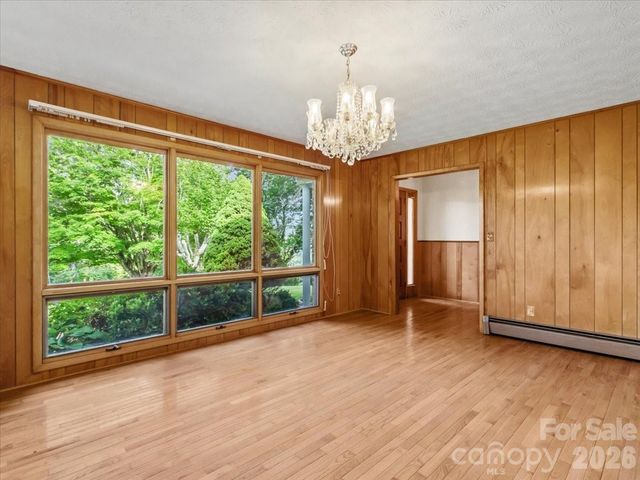 235 Rolling Ridge Loop, Burnsville, NC 28714