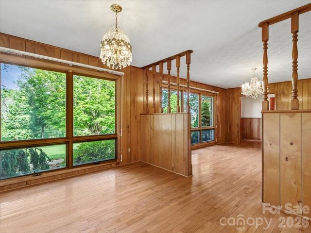 235 Rolling Ridge Loop, Burnsville, NC 28714