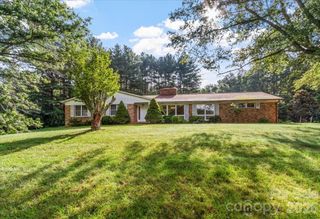 235 Rolling Ridge Loop, Burnsville, NC 28714