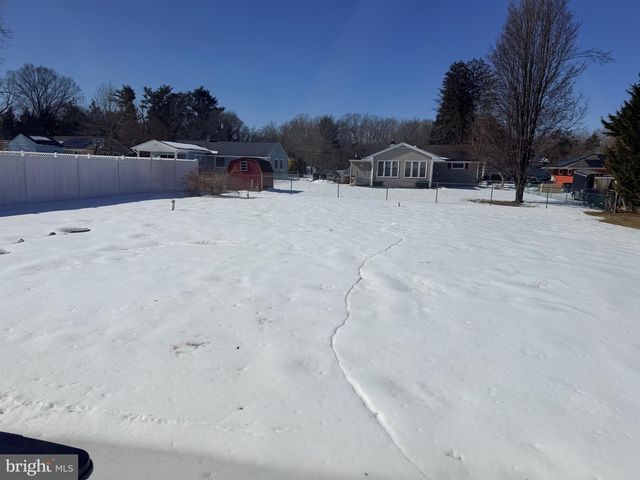 310 OAKWOOD DR, Newfield, NJ 08344