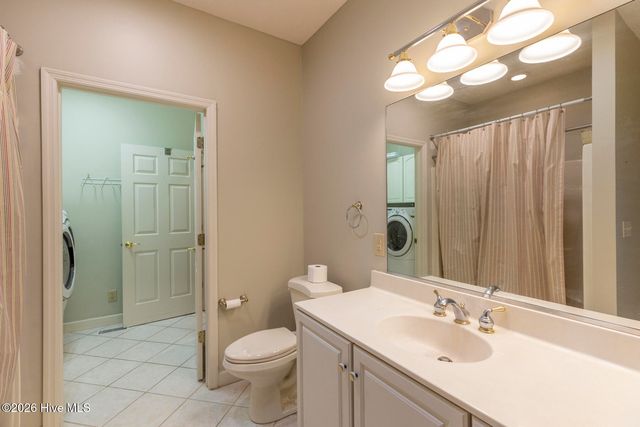 253 Devonshire Avenue W, West End, NC 27376