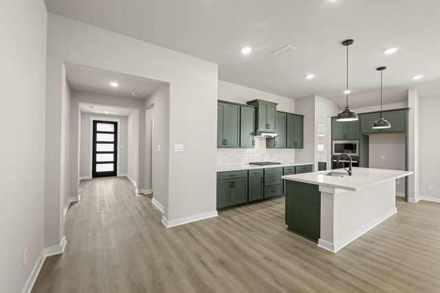 809 Alderwood Drive, Red Oak, TX 75154