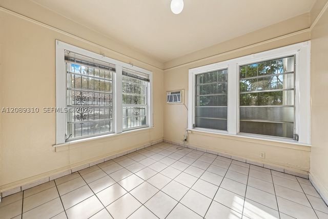 1834 SW 10th St, Miami, FL 33135