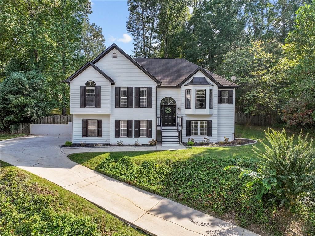 110 Hearthstone Drive, Woodstock, GA 30189
