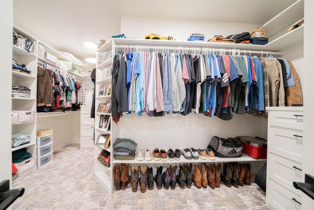 400 Graybill Plantation, Longview, TX 75603