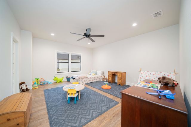 400 Graybill Plantation, Longview, TX 75603