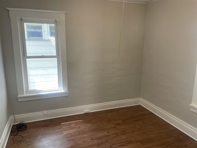 1776 Mcilwrath Street, Muskegon, MI 49442