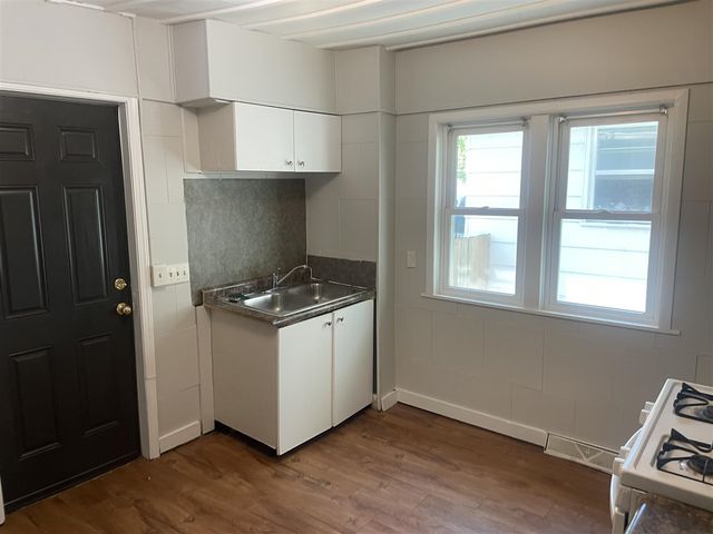 1776 Mcilwrath Street, Muskegon, MI 49442