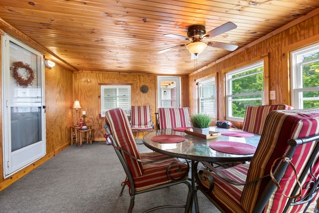 26 Hickory Road, West Liberty, KY 41472