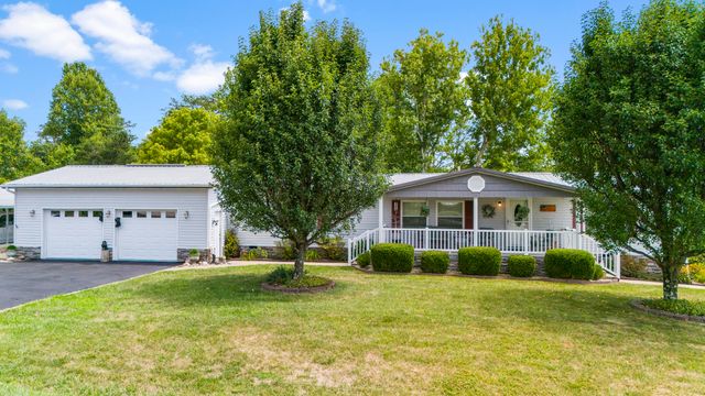 26 Hickory Road, West Liberty, KY 41472