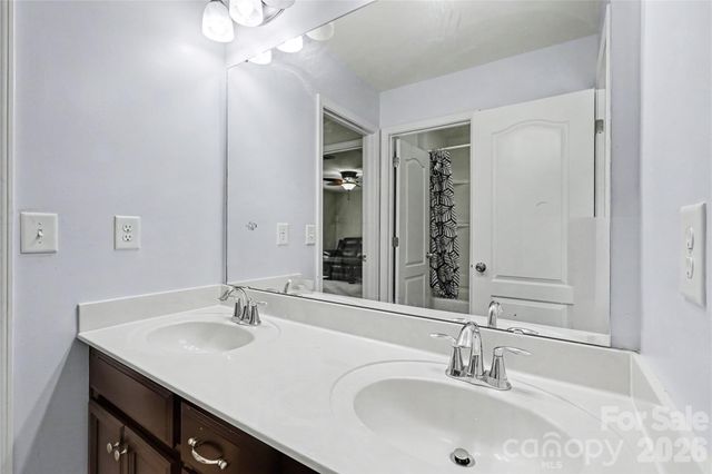 9530 Reid Hall Lane, Matthews, NC 28105