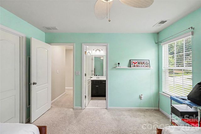 9530 Reid Hall Lane, Matthews, NC 28105